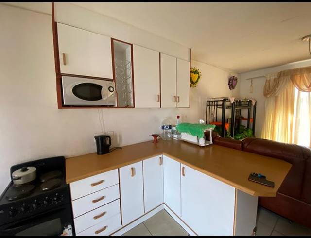 2 BEDROOM APARTMENT FOR SALE IN GREEN HILLS